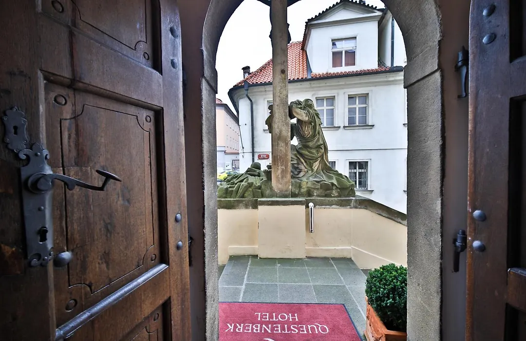 Questenberg Hotel-1