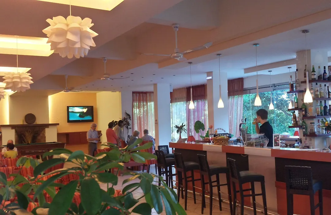 Ipsos Beach Hotel-1
