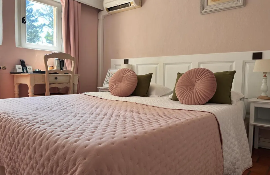 Logis Hotel Le Mas De Cure Bourse-1