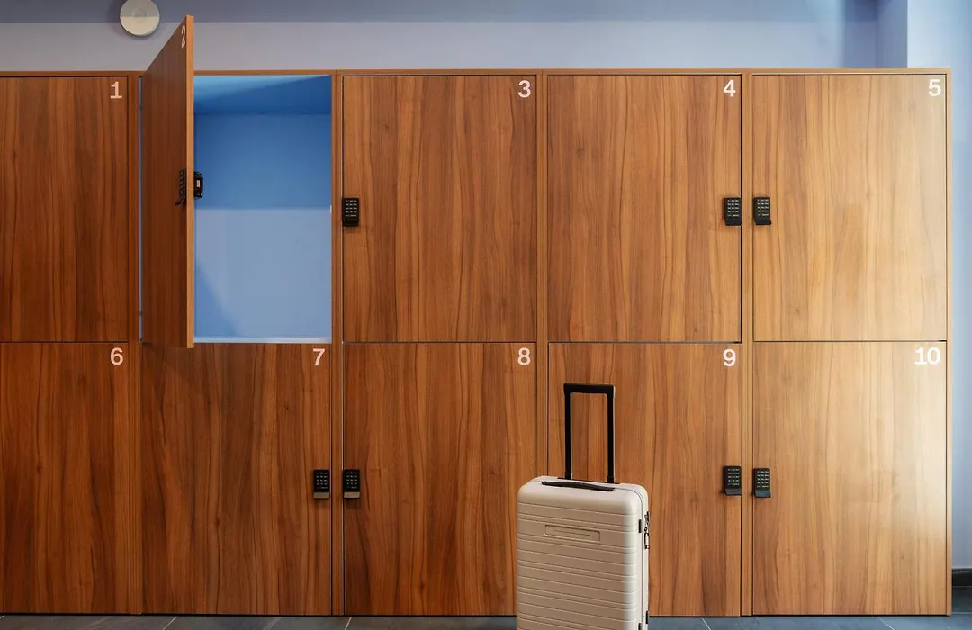Numa Vienna Wood-1