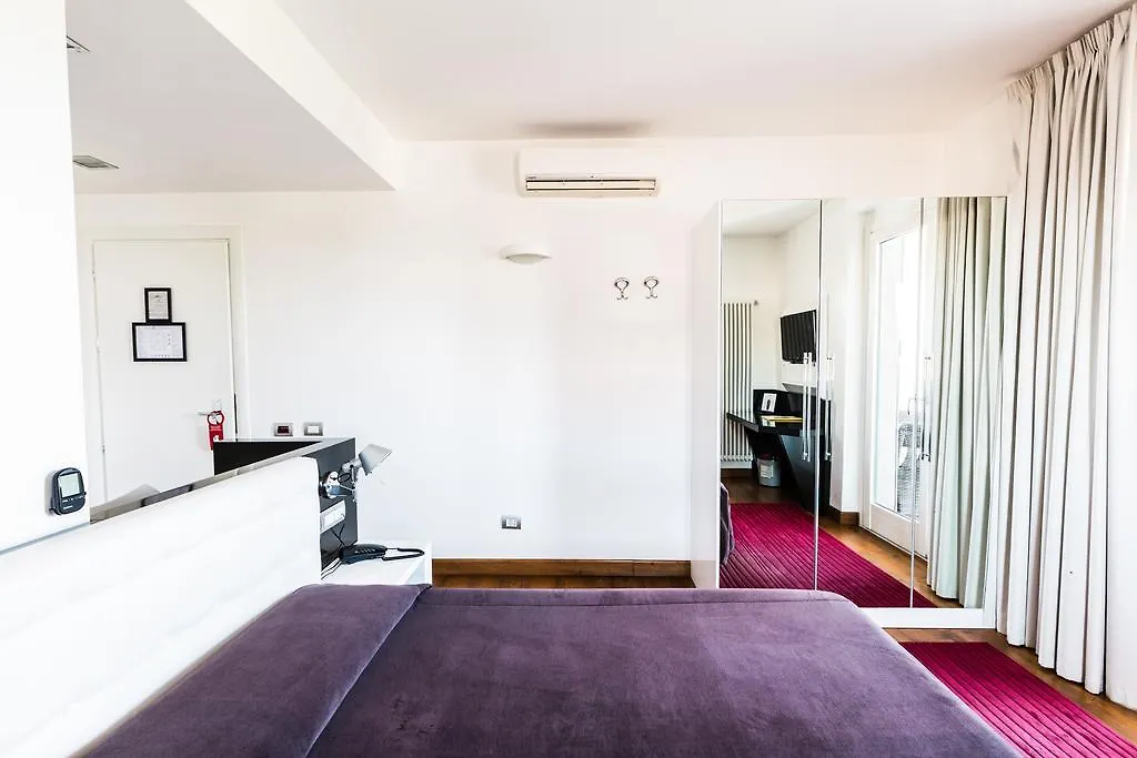Ecohotel Roma-1