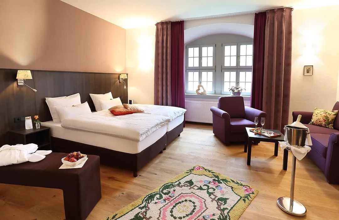 Hotel Garni Schloß Schönberg-1