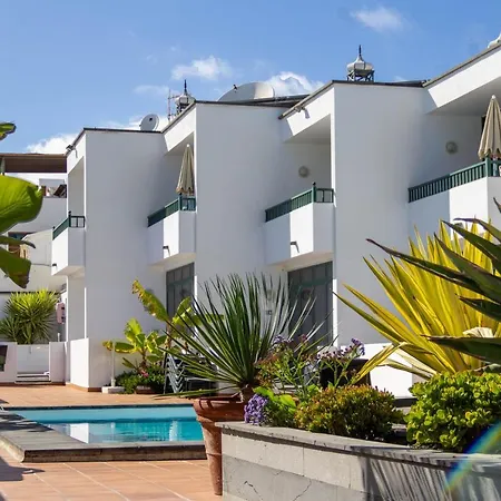 Apartamentos La Tegala-3