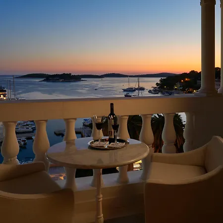 Palace Elisabeth Hvar Hotel - The Leading Hotels Of The World-2