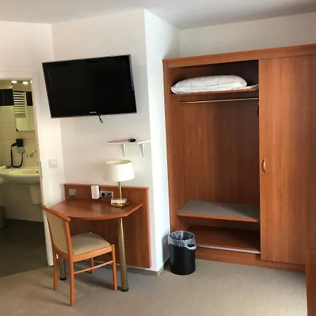 Hotel Garni Rabennest-2