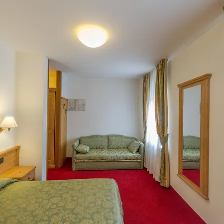 Hotel Lucia-2