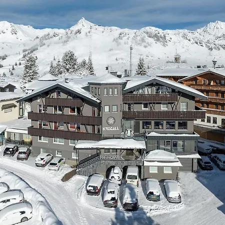 Hotel Kristall-2