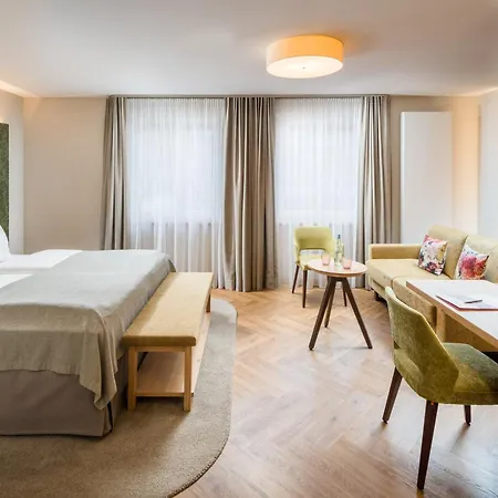 Parkhotel Güldene Berge-2
