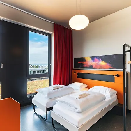 Meininger Hotel Geneve Centre Charmilles-2