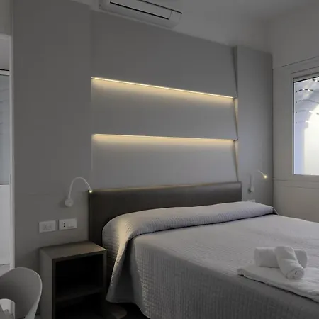 Hotel Maxim-2