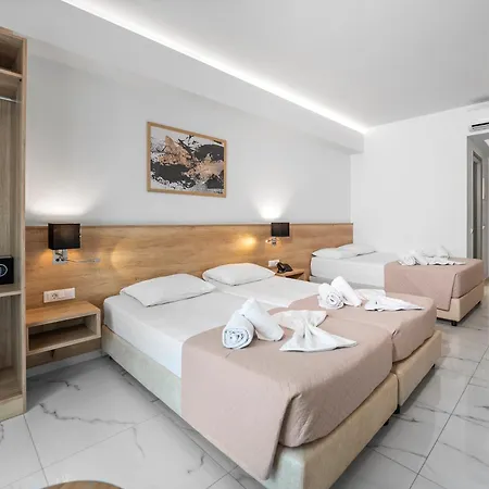 Marvel Deluxe Rooms-2