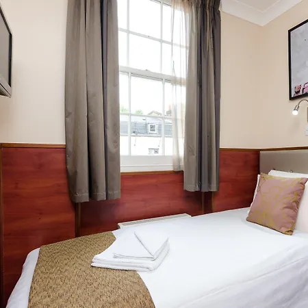 Wardonia Hotel Kings Cross-3