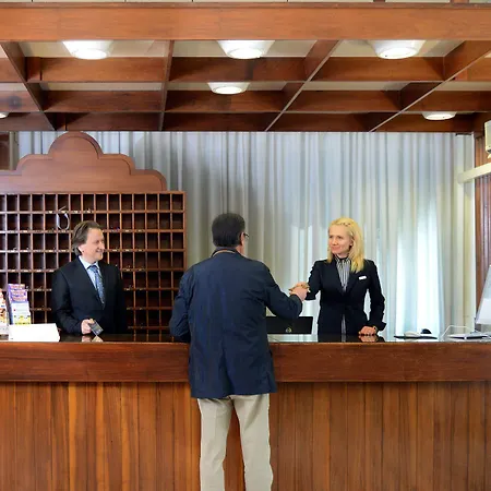 Ambasciatori Palace-3