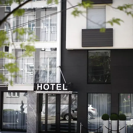Nova City Garni Hotel Signature Collection-3