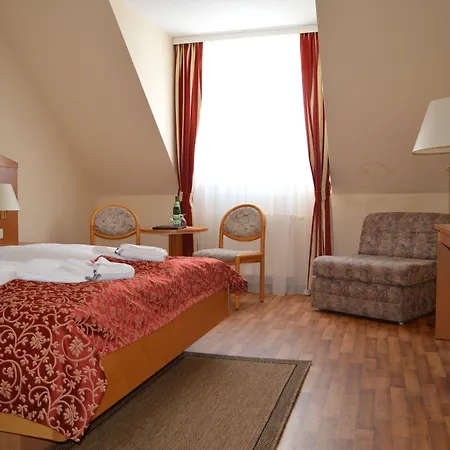 Hotel Auerhahn-2