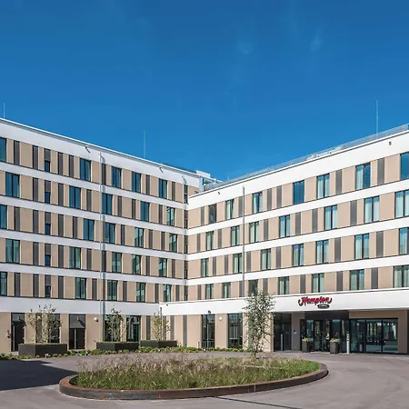 Hampton By Hilton Freiburg-3