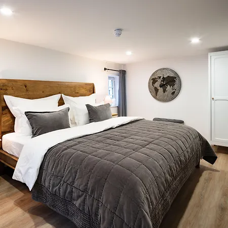 Flecker Hotel-2
