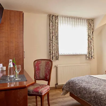 Hotel Eisenbahn-2