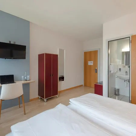 Bären Self Check-in Hotel-2