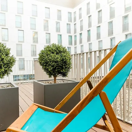 Motel One Köln-Neumarkt-3