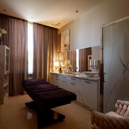 Imperiall Resort & Medispa-2