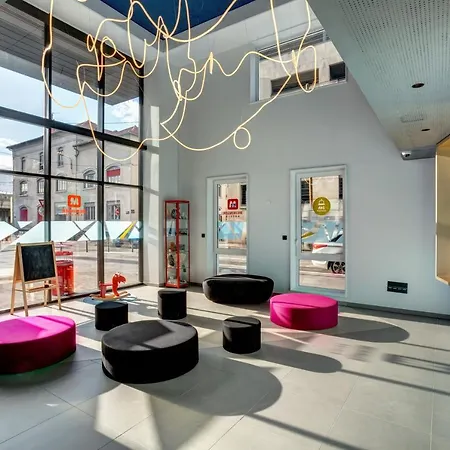 Meininger Hotel Lyon Centre Berthelot-3