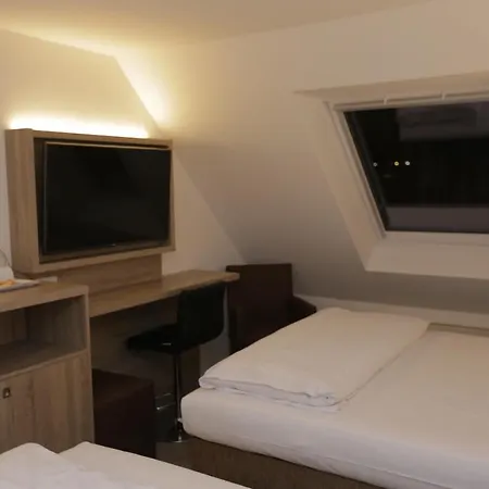 Galeria Airport Hotel-2