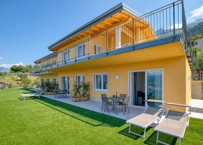 Pinini Country Apartments