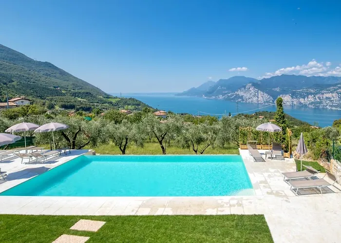 Pinini Country Apartments