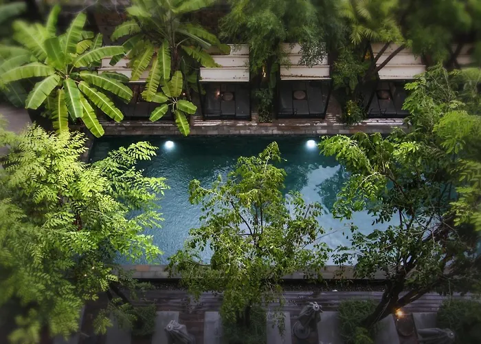 Larimar & Resort