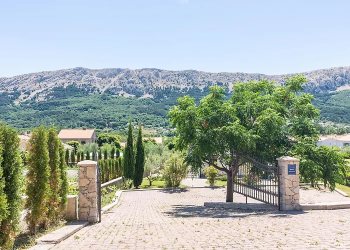 Apartments Garden