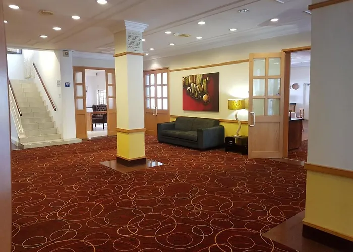 Lady Hamilton Hotel