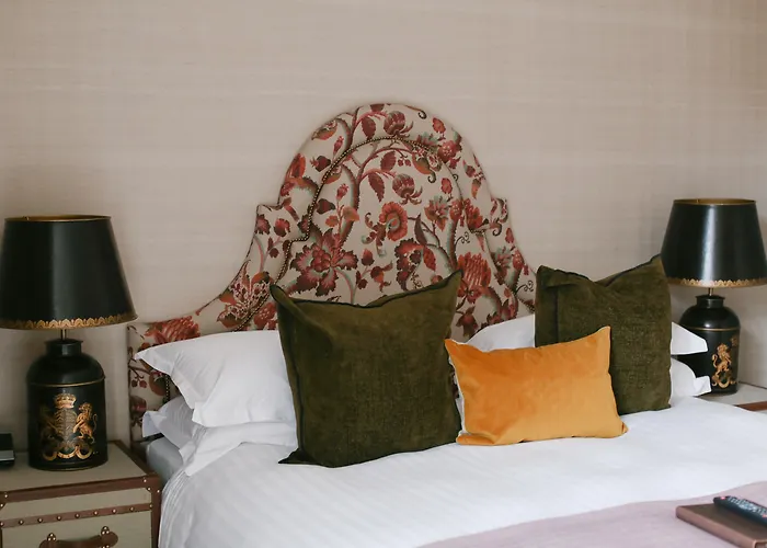 Nira Caledonia Romantik Hotel