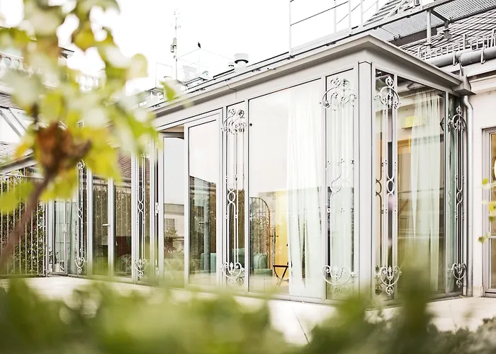 Selbstverpflegung: Palais Coburg Hotel