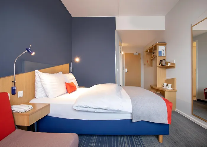 3 SterneHotel Holiday Inn Express Frankfurt Airport By Ihg