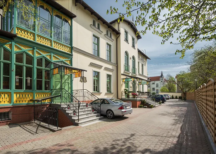 3 SterneHotel Villa Sedan - Destigo s
