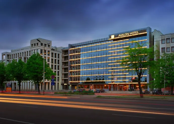 Avalon Hotel & Conferences