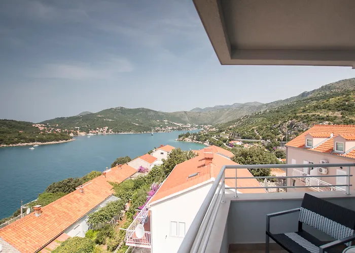 Villa Paradiso 2