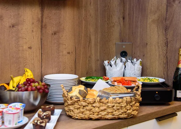 Hotel: Hotel Twentyfour Living