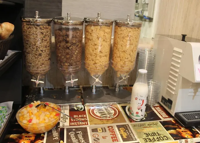 3-Sterne-Hotel: Hotel Pyramid