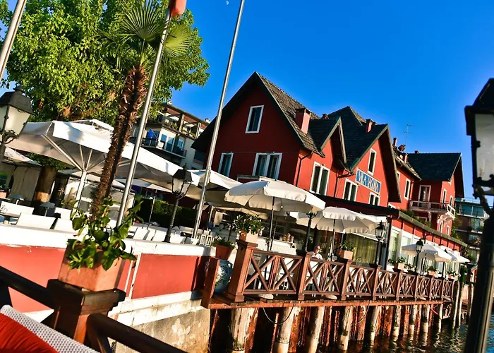 Villa Laguna