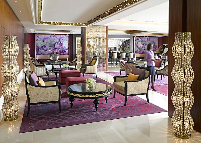 Dusit Thani