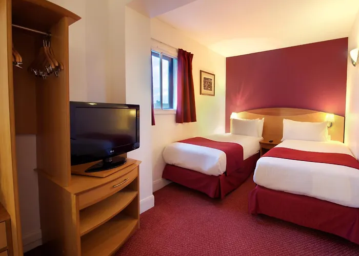 3 SterneHotel Waterloo Hub And Suites