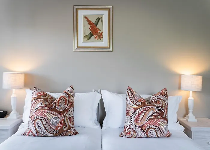 Villa mit Pool: Eikendal Lodge