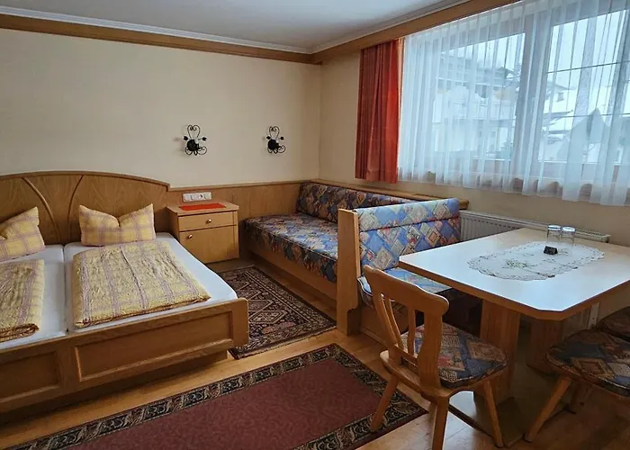 B&B: Hotel-Garni Pramstraller