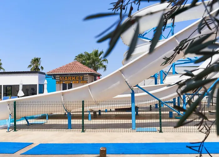 Hotel Am Lavia s Lara