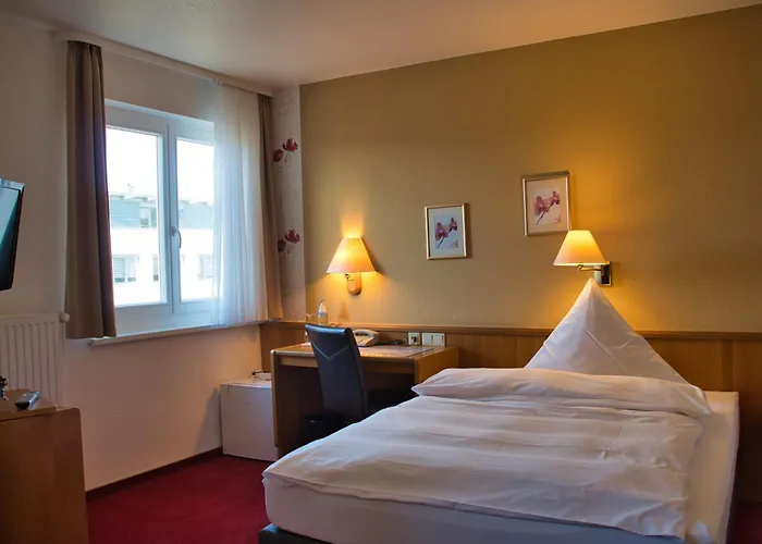 3-Sterne-Hotel: Hotel Quellenhof