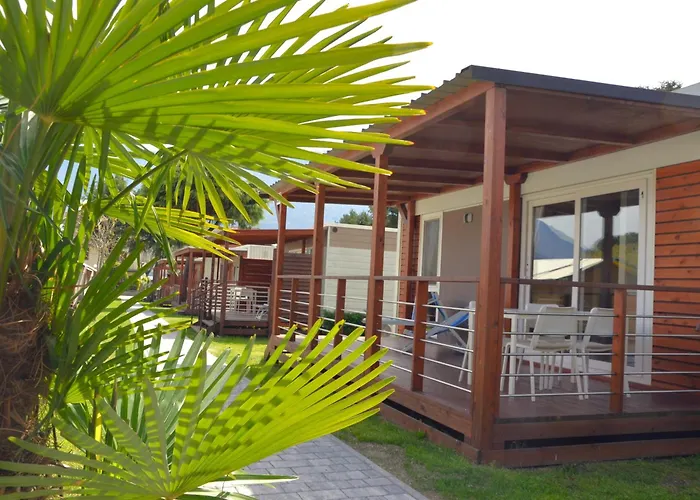 Ferienvermietung: Camping Italia 90 Apartments