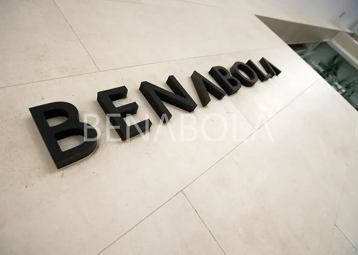  Benabola &Suites