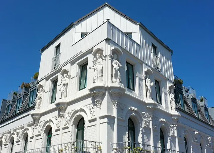 4-Sterne-Hotel: DEVIN Art Hotel